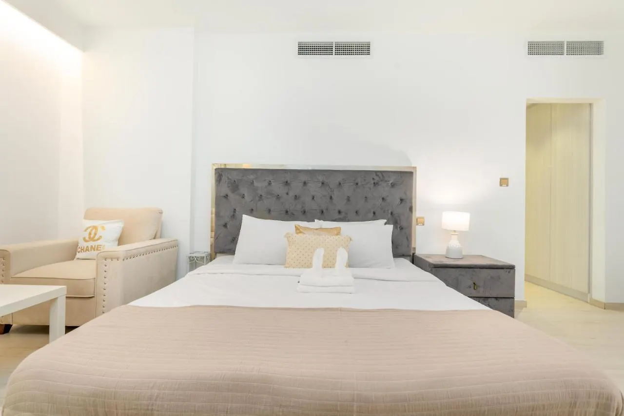 Vacay Lettings Fully Renovated Lux Beachfront 3Bed At Jbr Apartment Dubai
