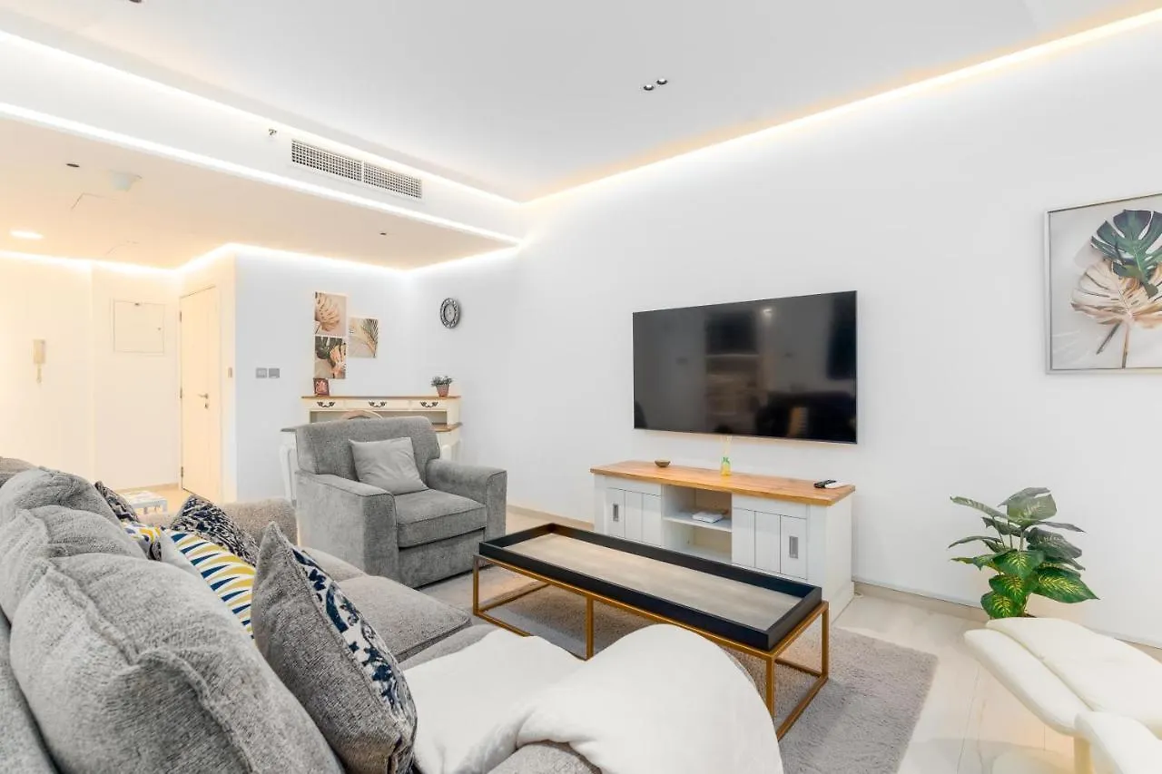 Vacay Lettings Fully Renovated Lux Beachfront 3Bed At Jbr Apartment Dubai