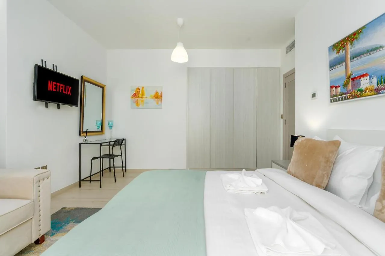 Vacay Lettings Fully Renovated Lux Beachfront 3Bed At Jbr Apartment Dubai